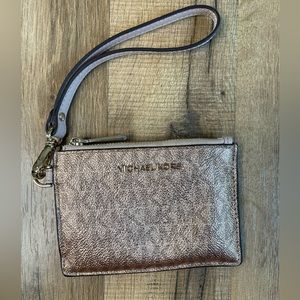 Micheal Kors Wristlet